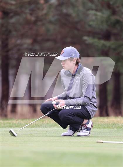 Thumbnail 3 in Bemidji Invitational photogallery.