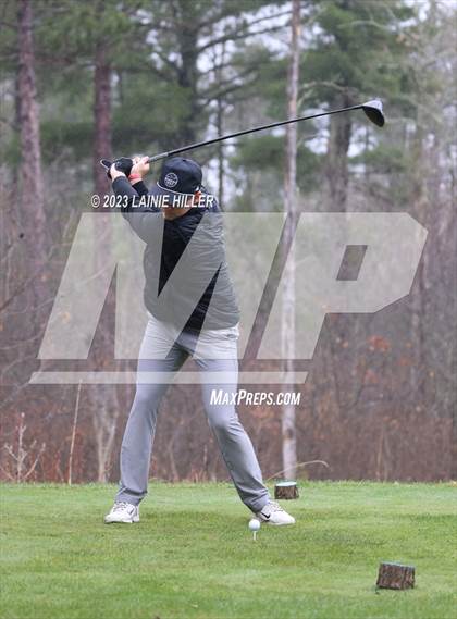 Thumbnail 3 in Bemidji Invitational photogallery.