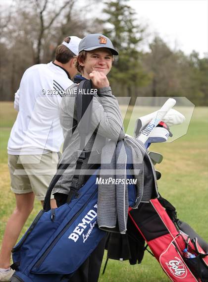 Thumbnail 1 in Bemidji Invitational photogallery.