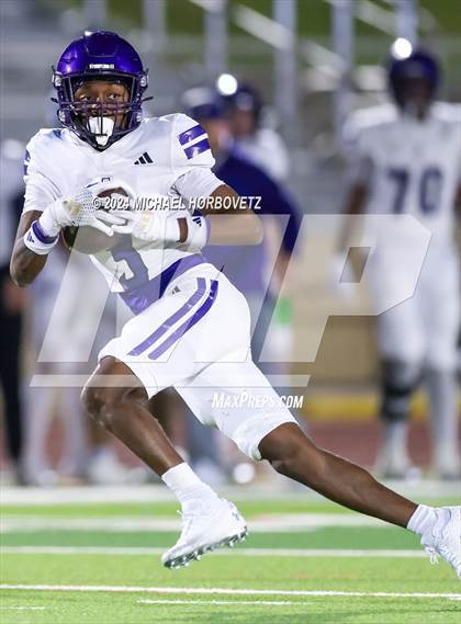 Thumbnail 3 in Colleyville Heritage @ Anna (UIL 5A D2 Football Bi-District) photogallery.