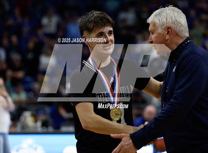 Thumbnail 2 in Martinsville vs. Lipan (UIL Basketball 2A D2 Final) photogallery.