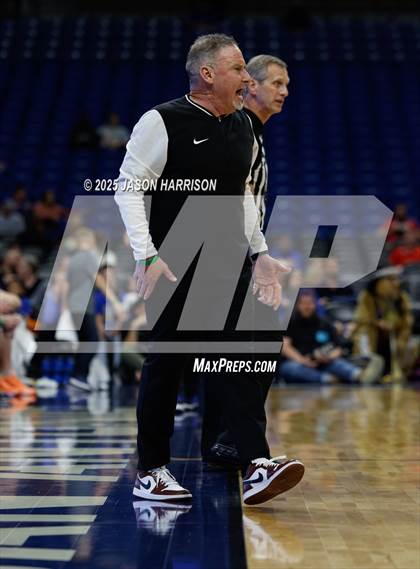 Thumbnail 3 in Martinsville vs. Lipan (UIL Basketball 2A D2 Final) photogallery.