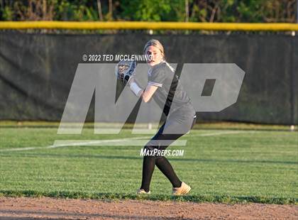 Thumbnail 1 in Dover vs Atkins (3A District second round) photogallery.