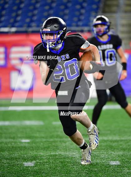 Thumbnail 2 in Carver vs. West Boylston/Tahanto (MIAA D8 Final) photogallery.