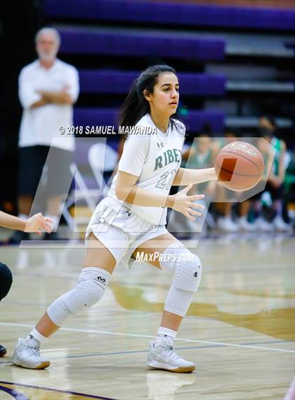 Thumbnail 1 in Ribet Academy vs Eagle Rock photogallery.