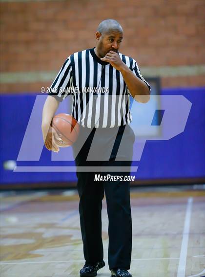 Thumbnail 3 in Ribet Academy vs Eagle Rock photogallery.