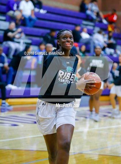 Thumbnail 1 in Ribet Academy vs Eagle Rock photogallery.