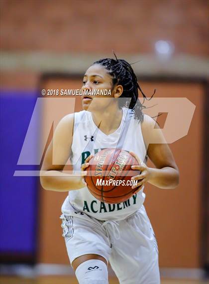 Thumbnail 3 in Ribet Academy vs Eagle Rock photogallery.