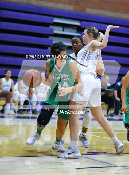 Thumbnail 1 in Ribet Academy vs Eagle Rock photogallery.