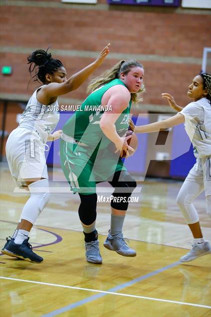 Thumbnail 2 in Ribet Academy vs Eagle Rock photogallery.