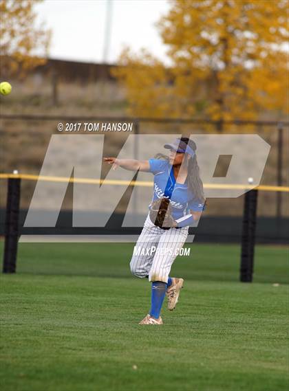 Thumbnail 1 in Erie vs Pueblo Central (CHSAA 4A Quarterfinal) photogallery.