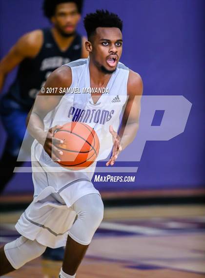 Thumbnail 1 in Sierra Canyon vs. Cathedral photogallery.