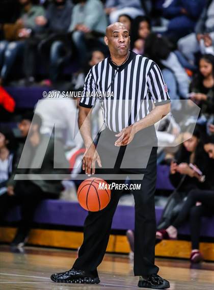 Thumbnail 3 in Sierra Canyon vs. Cathedral photogallery.