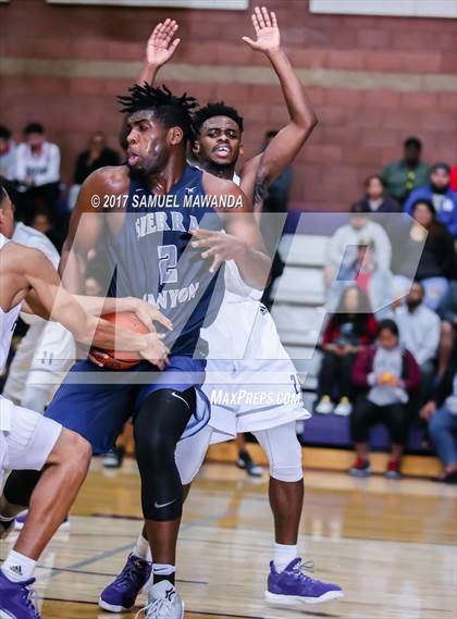 Thumbnail 2 in Sierra Canyon vs. Cathedral photogallery.