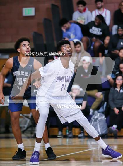 Thumbnail 2 in Sierra Canyon vs. Cathedral photogallery.