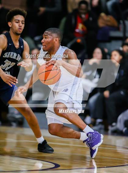 Thumbnail 1 in Sierra Canyon vs. Cathedral photogallery.