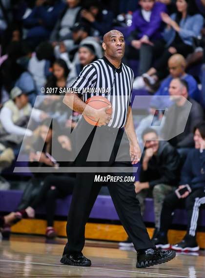 Thumbnail 1 in Sierra Canyon vs. Cathedral photogallery.