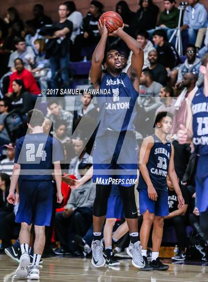 Thumbnail 3 in Sierra Canyon vs. Cathedral photogallery.