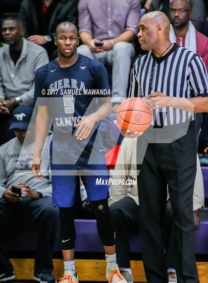 Thumbnail 3 in Sierra Canyon vs. Cathedral photogallery.