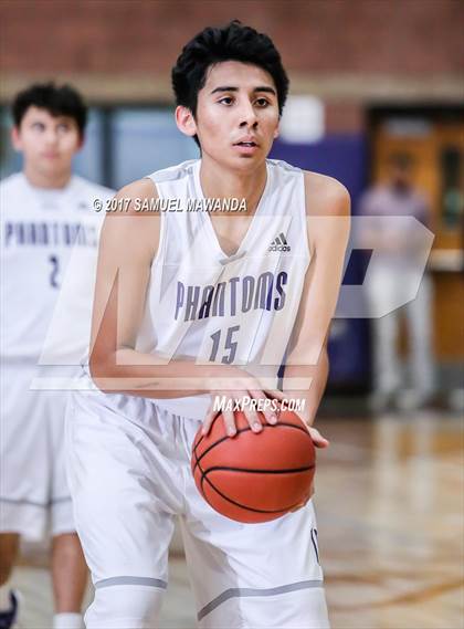Thumbnail 3 in Sierra Canyon vs. Cathedral photogallery.