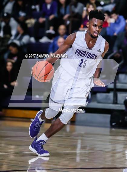 Thumbnail 1 in Sierra Canyon vs. Cathedral photogallery.