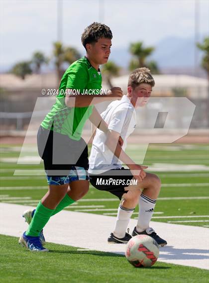 Thumbnail 3 in Spring Creek vs Virgin Valley (JV Team Bulldog Invitational) photogallery.