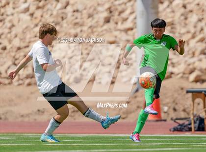 Thumbnail 2 in Spring Creek vs Virgin Valley (JV Team Bulldog Invitational) photogallery.