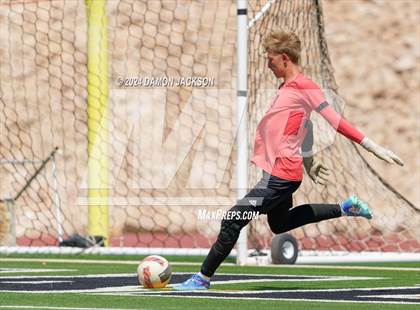 Thumbnail 2 in Spring Creek vs Virgin Valley (JV Team Bulldog Invitational) photogallery.