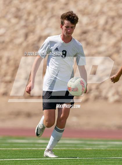 Thumbnail 3 in Spring Creek vs Virgin Valley (JV Team Bulldog Invitational) photogallery.