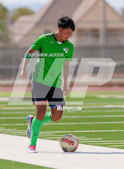 Thumbnail 2 in Spring Creek vs Virgin Valley (JV Team Bulldog Invitational) photogallery.