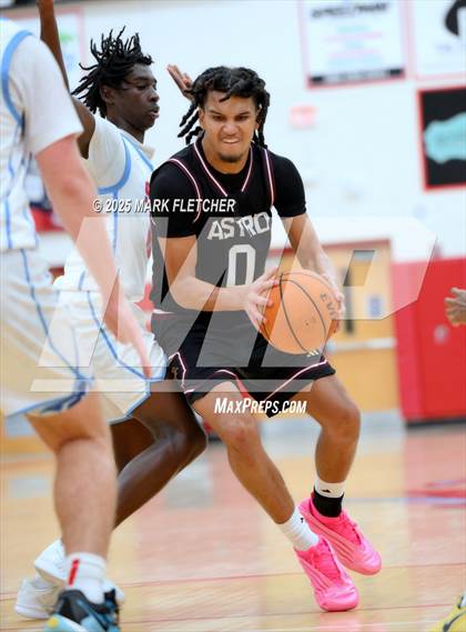 Thumbnail 3 in Astronaut @ Seabreeze photogallery.