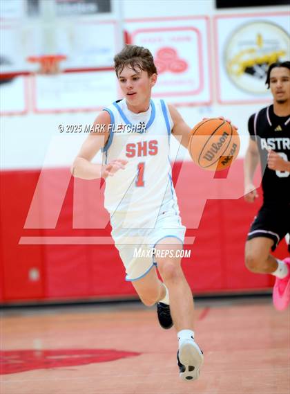 Thumbnail 3 in Astronaut @ Seabreeze photogallery.