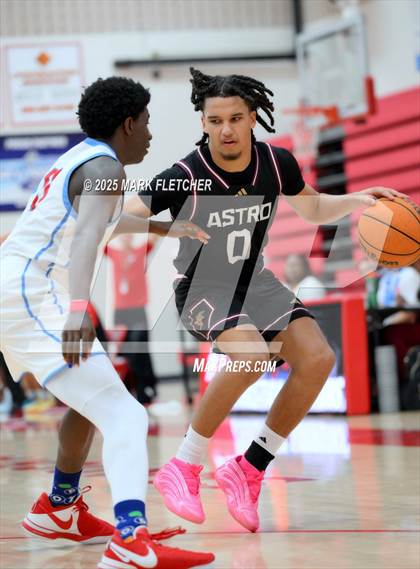 Thumbnail 1 in Astronaut @ Seabreeze photogallery.