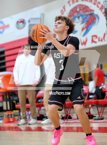 Thumbnail 3 in Astronaut @ Seabreeze photogallery.