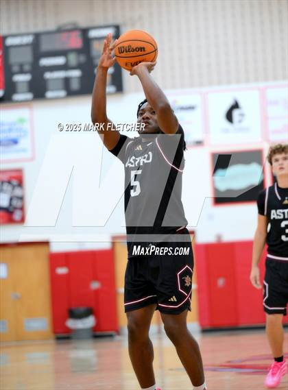 Thumbnail 2 in Astronaut @ Seabreeze photogallery.