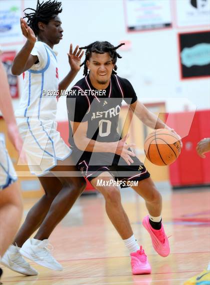 Thumbnail 2 in Astronaut @ Seabreeze photogallery.