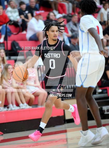 Thumbnail 3 in Astronaut @ Seabreeze photogallery.