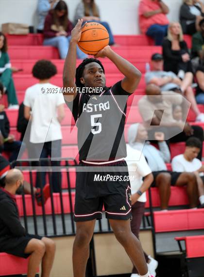 Thumbnail 1 in Astronaut @ Seabreeze photogallery.