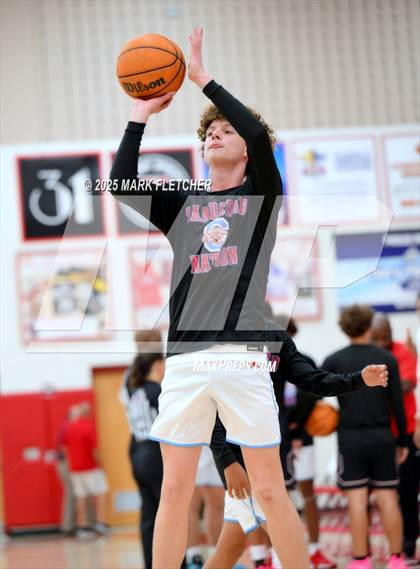 Thumbnail 3 in Astronaut @ Seabreeze photogallery.