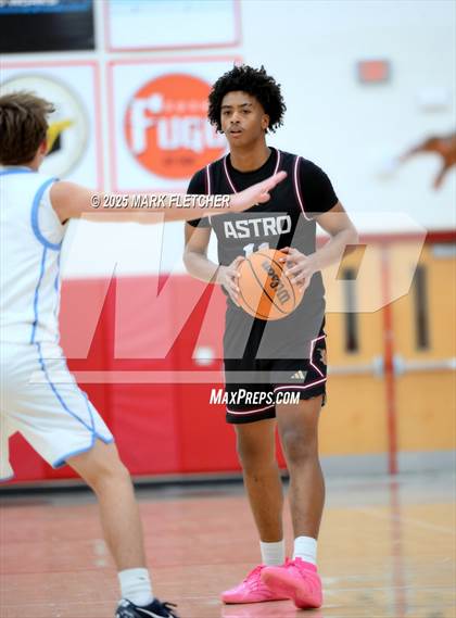 Thumbnail 3 in Astronaut @ Seabreeze photogallery.