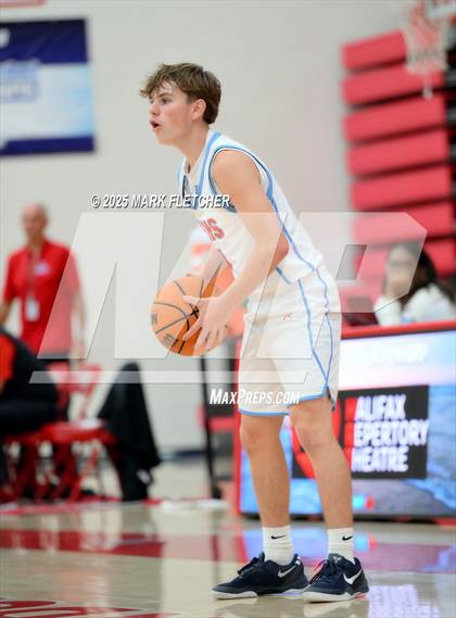 Thumbnail 2 in Astronaut @ Seabreeze photogallery.