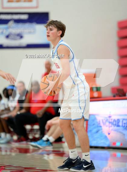 Thumbnail 2 in Astronaut @ Seabreeze photogallery.