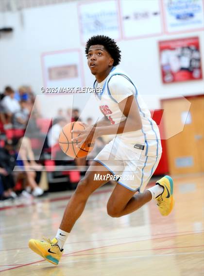 Thumbnail 3 in Astronaut @ Seabreeze photogallery.