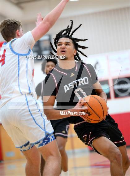 Thumbnail 1 in Astronaut @ Seabreeze photogallery.