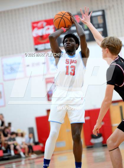 Thumbnail 3 in Astronaut @ Seabreeze photogallery.