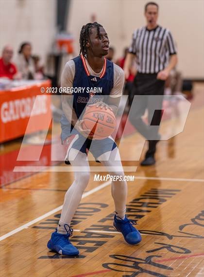 Thumbnail 3 in Bradford Christian Academy vs. Master's (St. Andrew's Holiday Classic) photogallery.