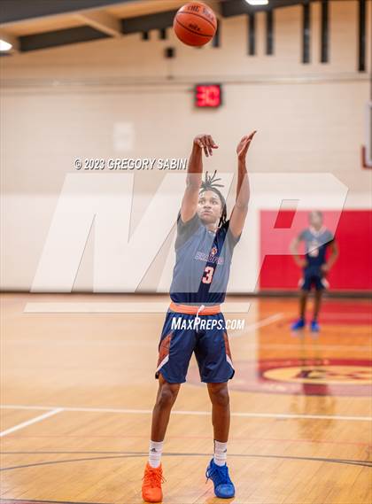 Thumbnail 2 in Bradford Christian Academy vs. Master's (St. Andrew's Holiday Classic) photogallery.