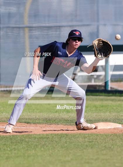 Thumbnail 1 in Yorba Linda @ Esperanza photogallery.