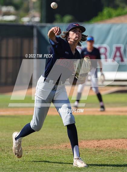 Thumbnail 1 in Yorba Linda @ Esperanza photogallery.