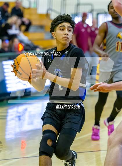 Thumbnail 3 in Liberty vs Frontier (Santa Barbara Holiday Classic) photogallery.
